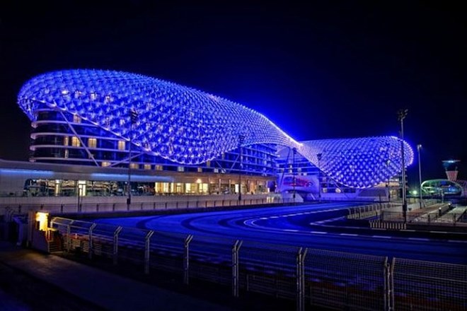 Hotel The Yas velja za največji svetovni LED-projekt