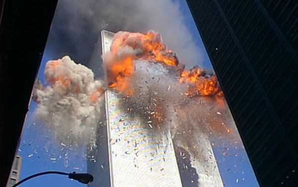 Na spletu je na ogled interaktivni album, posvečen terorističnemu napadu na newyorška dvojčka in Pentagon 11. septembra...