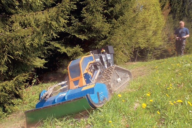 Irus: traktor, ki se ne ustavi pred nobeno strmino 