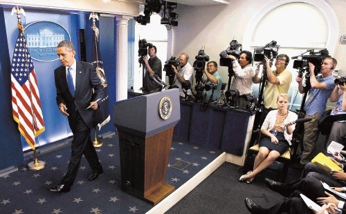 Obama ni mogel potešiti novic lačnih novinarjev, saj jim niti ni imel kaj ponuditi.