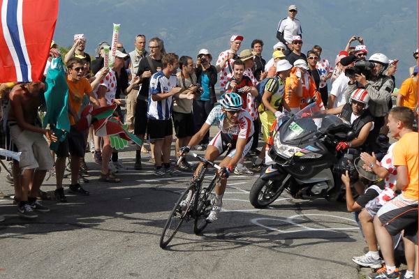 Jelle Venendert (Omega Pharma) je zmagovalec 14. etape kolesarske dirke po Franciji, kar je njegova prva zmaga v karieri.