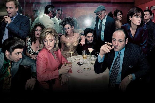 Nadaljevanka o mafijski družini Soprano je bila ena prvih serij, ki so HBO opredelile kot vrhunsko blagovno znamko in...
