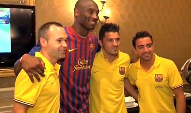 S Kobejem Bryanttom so se fotografirali tudi Andres Iniesta, David Villa in Xavi.