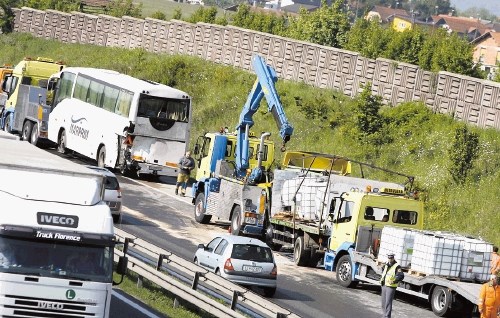 V Sloveniji so v prometnih nesrečah večkrat udeleženi tudi tuji avtobusi.
