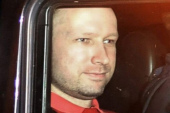 Norveška policija bo v okviru iskanja morebitnih sodelavcev Norvežana Andersa Behringa Breivika, ki je 22. julija v dveh...