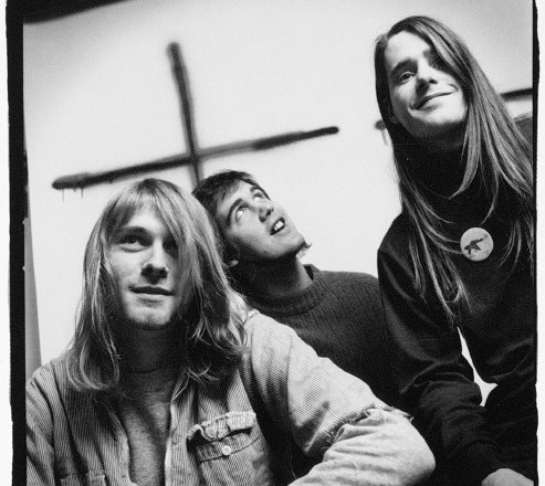 Na današnji dan pred dvajsetimi leti je izšel prelomni album Nevermind  skupine Nirvana (na fotografiji), ki je zasedbo...