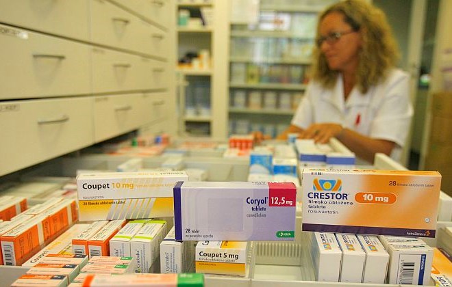 Spremembe pravilnika o cenah zdravil bi na leto lahko prinesle 15 milijonov evrov prihrankov