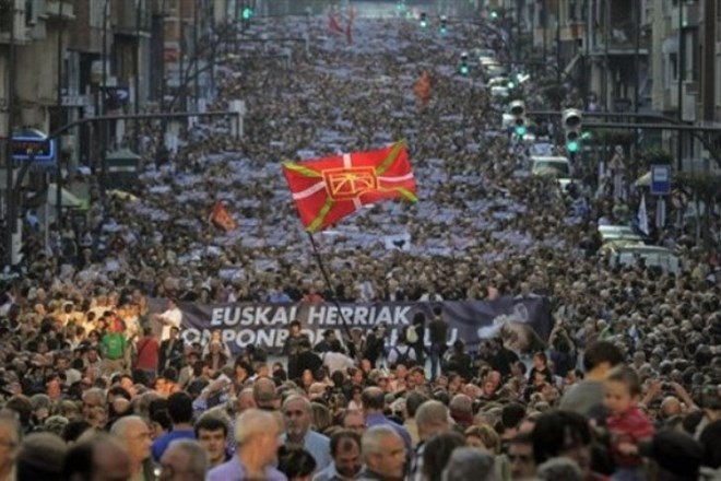 Na ulicah mesta Bilbao shod za neodvisnost Baskije