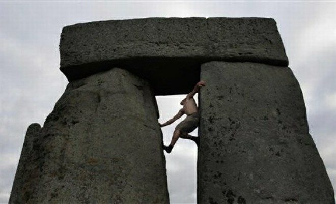 Olimpijska plemenica bo obiskala tudi Stonehenge.