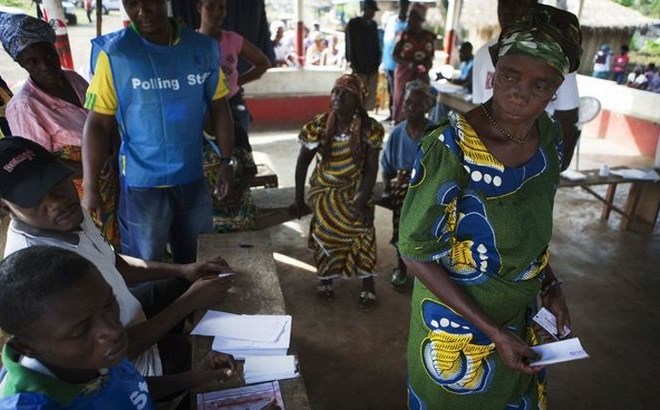 V drugem krogu predsedniških volitev v Liberiji nizka udeležba