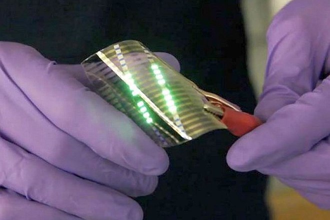 Najučinkovitejše OLED-diode so natisnjene na plastiko