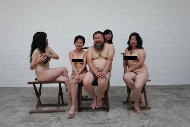 Podporniki kitajskega oporečnika Ai Weiweija protestno objavili lastne gole slike