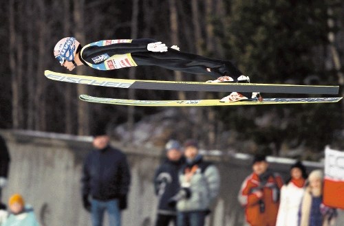 Avstrijec Andreas Kofler je konec tedna na srednji in veliki olimpijski skakalnici v Lillehammerju dosegel sedmo in osmo...