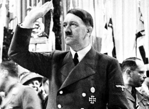Nacistični voditelj Adolf Hitler.