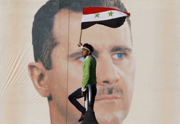 Podpornik al Asadovega režima.