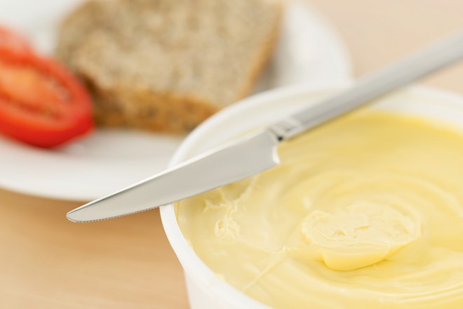 Zdravo margarino lahko pripravimo kar doma