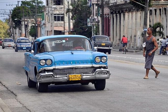 Po spremembi zakona na Kubi poskočila prodaja (rabljenih) avtomobilov
