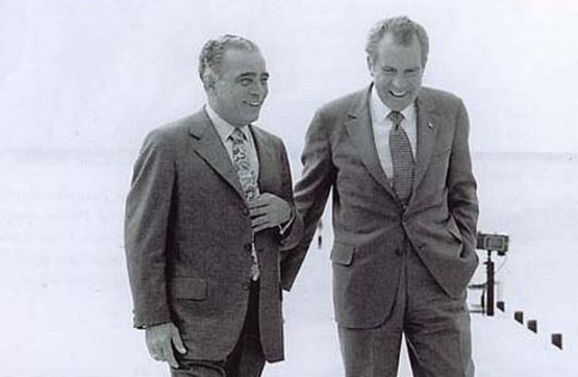 V knjigi "Nixonove najtemnejše skrivnosti“ so razkriti podatki, katere je malokdo pričakoval.