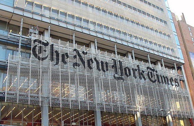 New York Times na poti v digitalno dobo prodal 16 regionalnih časnikov