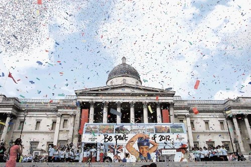 Londončani so nadvse slovesno proslavili že prvo obletnico (2005) zmage v boju za organizacijo olimpijskih iger, potem  pa je...