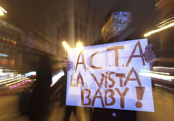 ACTA: Gospodarstva ni nihče nič vprašal, skrbi za slovenske farmacevte