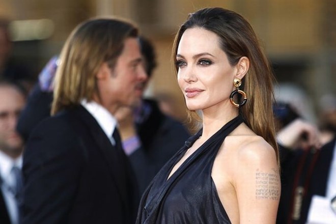 Politiki Republike Srbske v sporih zaradi Angeline Jolie.
