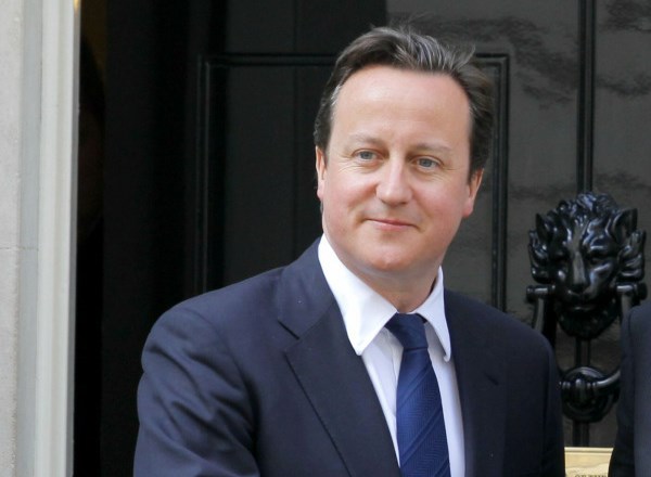 Po poročanju časnika Daila Mail je misijo jedrske podmornice osebno odobril britanski ministrski predsednik David Cameron.