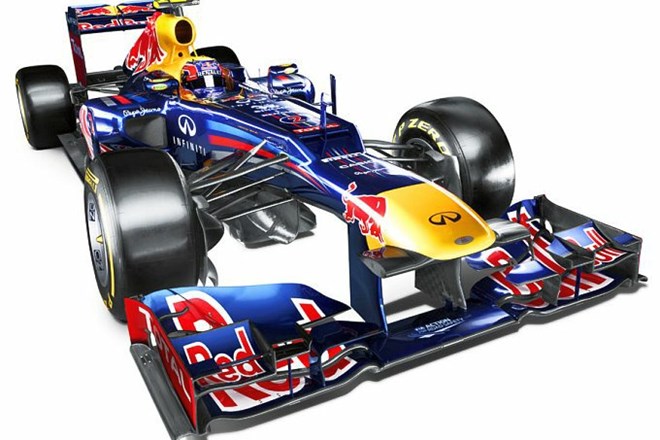 Tudi moštvo Red Bulla se je odločilo novi dirkalnik predstaviti preko spleta.