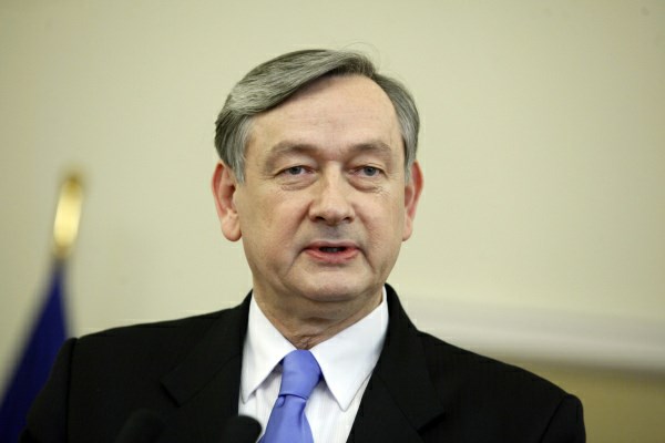 Na čelu razpredelnice je tudi tokrat Danilo Türk.