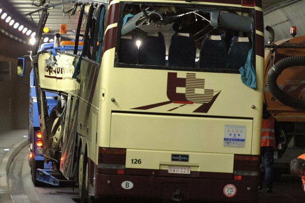Do nesreče poljskega avtobusa je prišlo le nekaj dni po tragediji v Švici, v kateri je umrlo 28 ljudi, od tega 22 otrok.