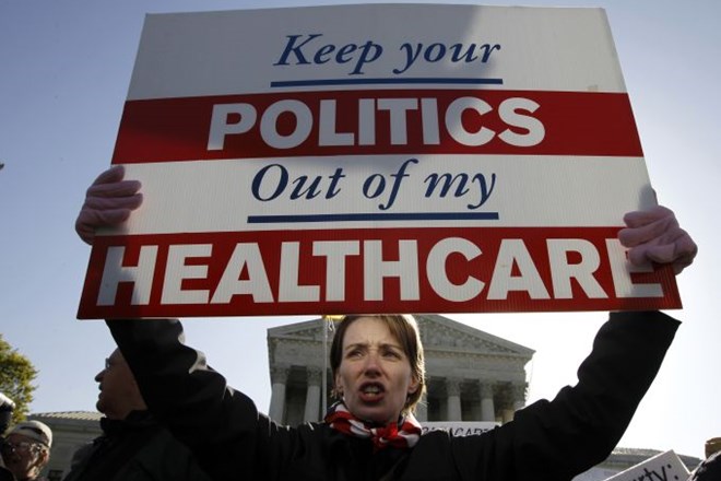 Ideološka razdeljenost vrhovnega sodišča nič kaj dobra za Obamovo zdravstveno reformo