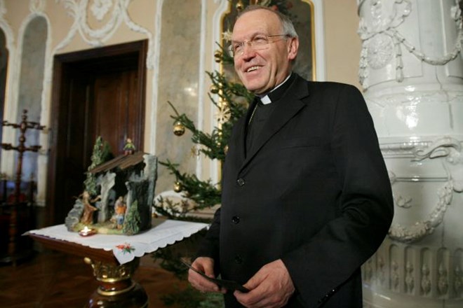Nadškof Anton Stres.