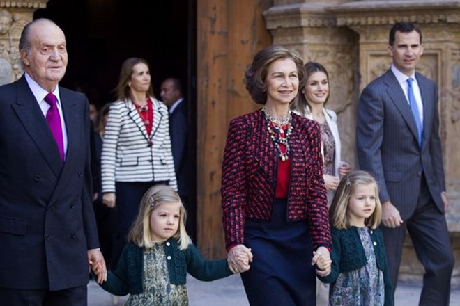 Tudi španska kraljeva družina mora varčevati.