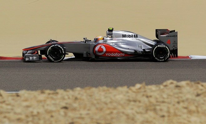 Na prvem treningu je bil najhitrejši Lewis Hamilton, na drugem pa Nico Rosberg.