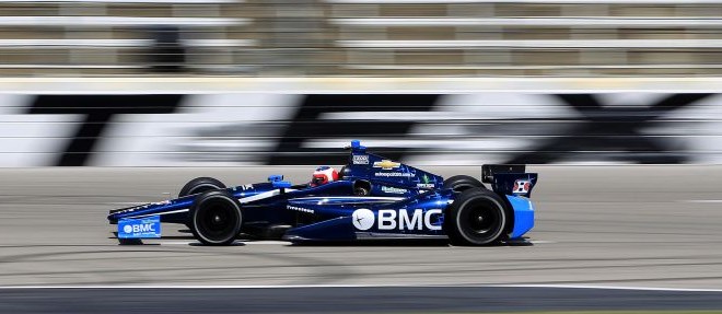 Brazilski dirkač Rubens Barrichello je letos po dolgih letih ostal brez sedeža v formuli 1, a je hitro našel novo...
