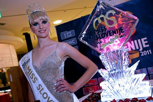 Miss Slovenije 2011je bila Lana Mahnič Jekoš.
