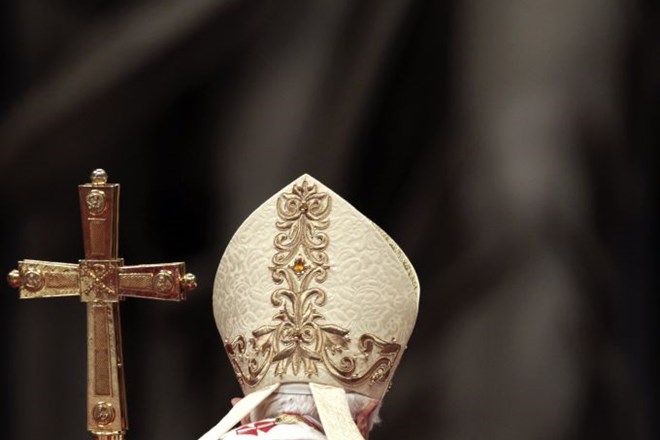 Vatikan zanikal, da je za uhajanje zaupnih informacij odgovoren kardinal