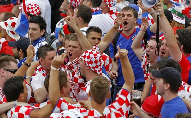 Hrvaški navijači si silno želijo uspeha njihove reprezentance na Euru.