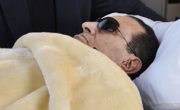 Hosni Mubarak naj bi bil v zelo resnem zdravstvenem stanju.