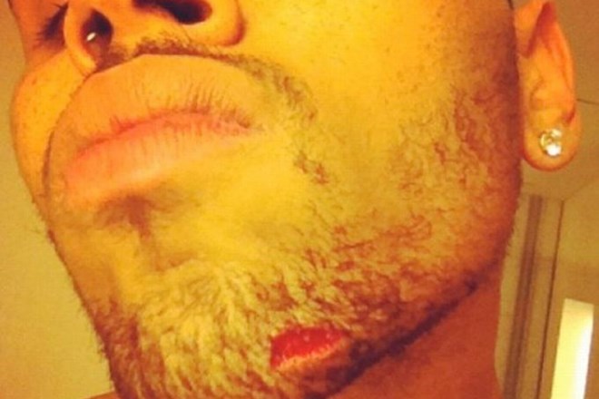 Chris Brown je na twitter objavil to sliko.