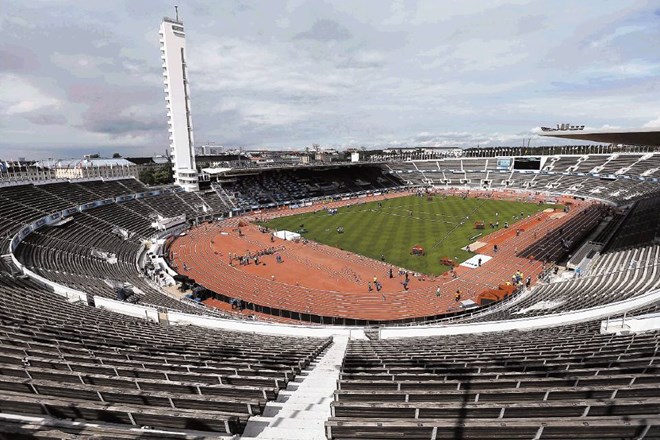 Stadion v Helsinkih je pripravljen za boje najboljših evropskih atletov, med katerimi so tudi Slovenci.