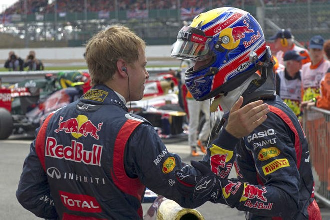 Mark Webber bo še četrto leto zapored dirkal ob boku Sebastiana Vettla.