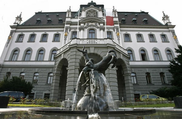 Ljubljanska univerza: Uredba o javnem financiranju visokega šolstva je nesprejemljiva