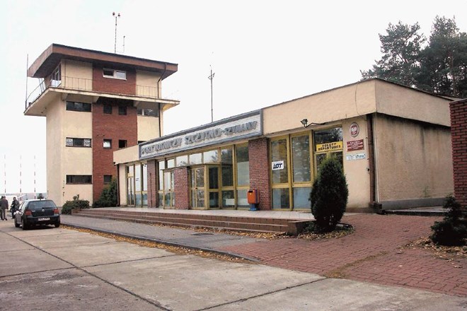 Majhno letališče  v  Szymanyju, v katerem so imeli Ciini agentje zaprte domnevne islamske teroriste in jih tam zasliševali,...