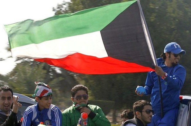 Kuvajtski športniki bodo na odprtju bližnjih olimpijskih iger v Londonu lahko korakali za svojo zastavo. (slika je...