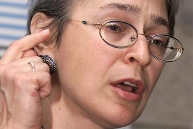 Bivši policist obtožen vpletenosti v umor Politkovske