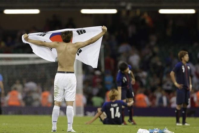 Je ta poteza južnokorejskega nogometaša stala olimpijskega odličja?