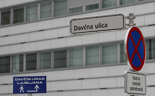 V Veliki Britaniji "tiralice", na Hrvaškem sramotilni steber, v Sloveniji zgolj seznam višine davčnih dolgov