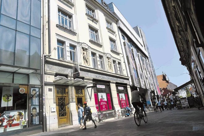 Prostore nekdanje Slovenske investicijske banke (SIB) v  Čopovi ulici, ki so bili zadnja leta v lasti NLB, je za "samo" 2,2...