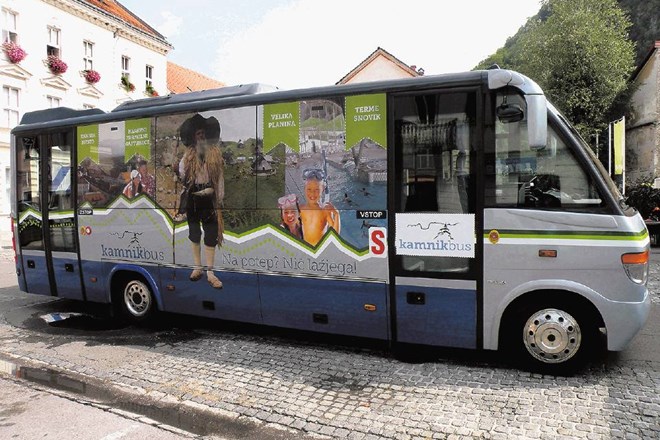 Potniki se lahko z novim kamniškim avtobusom odpravijo po nakupih, na potep, na kopanje, v naravo in planine, saj njegova...